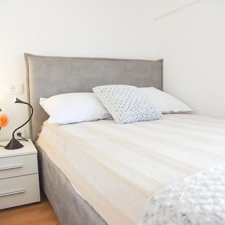 Holiday Home - Istrian Dream With Swimming Pool 페로이 외부 사진
